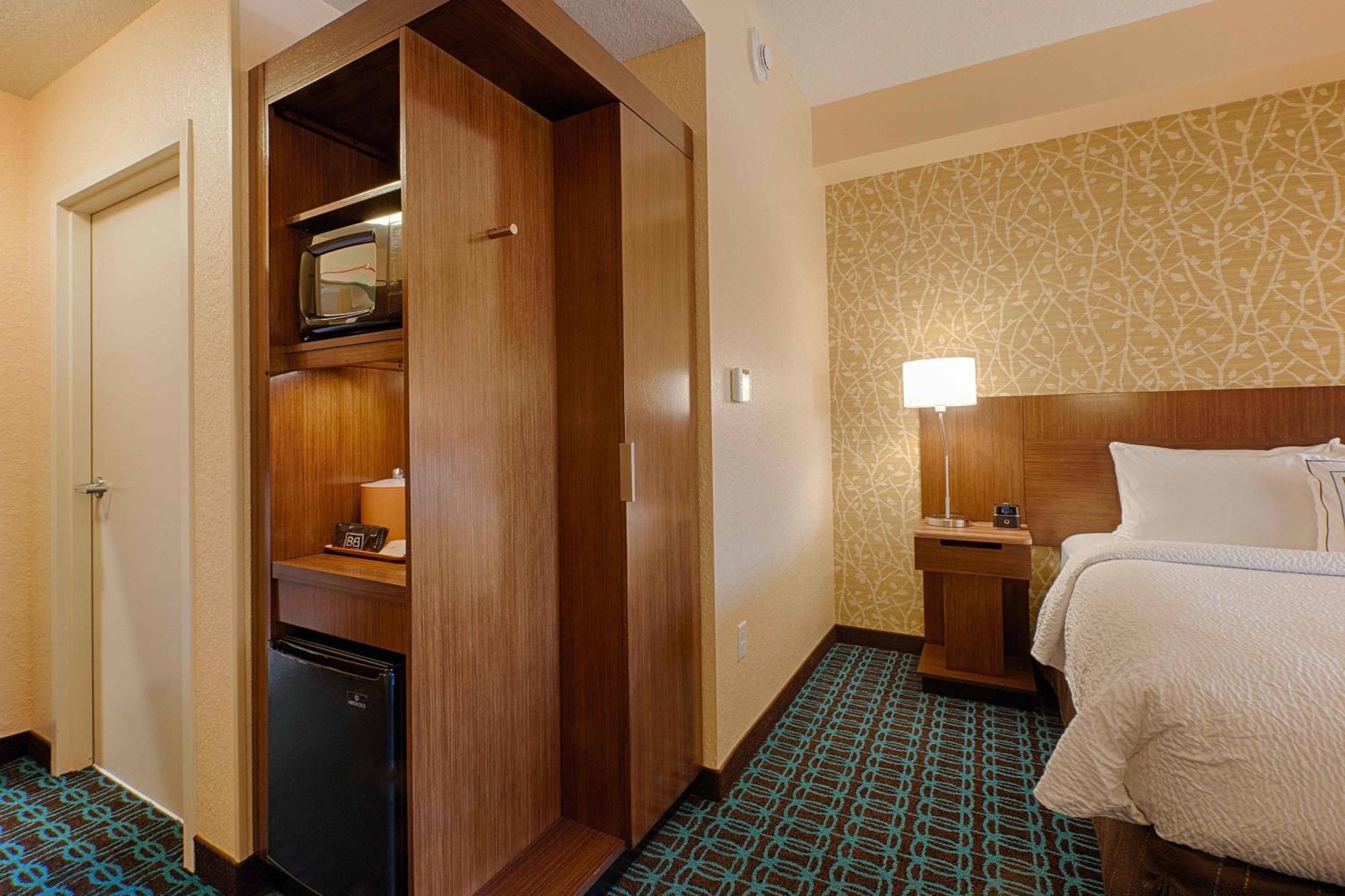 Fairfield Inn & Suites By Marriott קלירווטר ביץ' מראה חיצוני תמונה