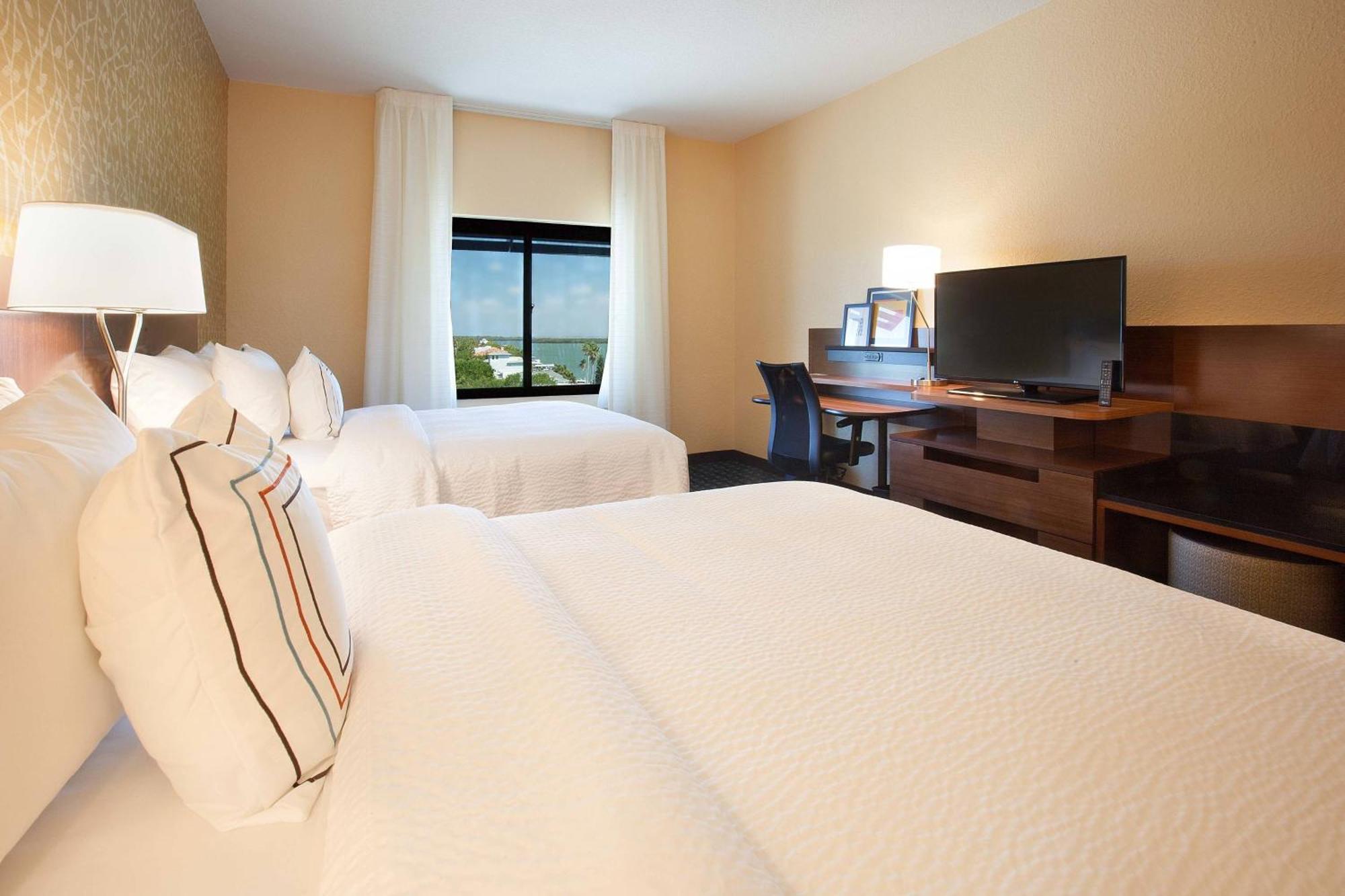 Fairfield Inn & Suites By Marriott קלירווטר ביץ' מראה חיצוני תמונה